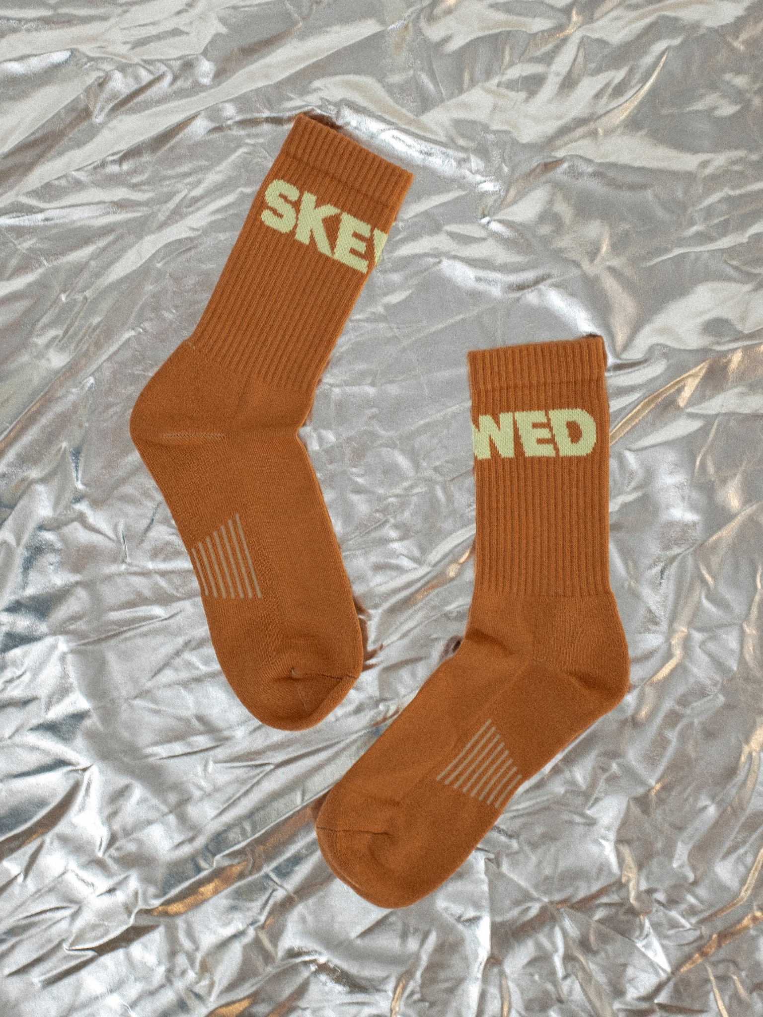 SKEWED Socks - Brown